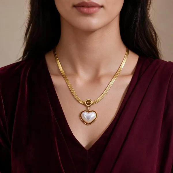 Gold_Tone_Heart_Pearl_Pendant_Necklace_For_Women
