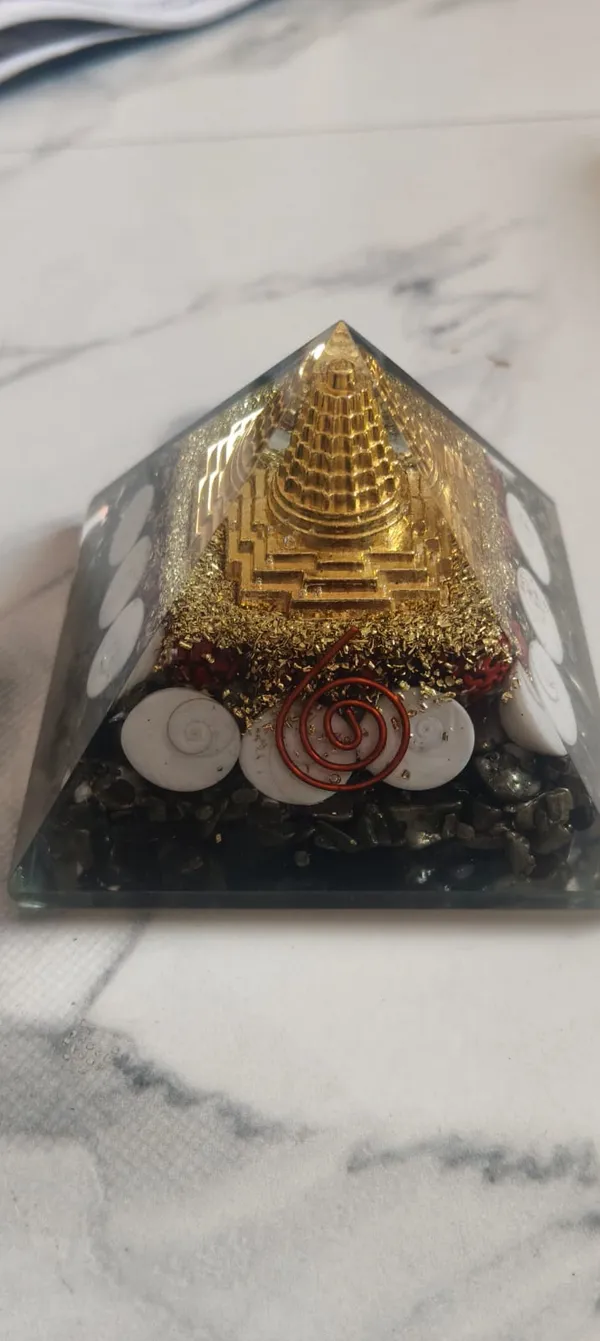 Money_Magnet_Lakshmi_Vastu_Orgone_Pyramid