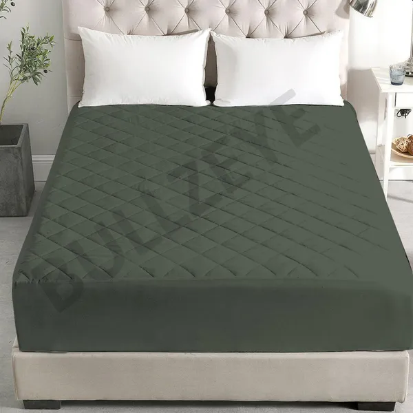 Cotton_Feel_Water-Resistant_Quilted_Diamond_Pattern_Mattress_Protector