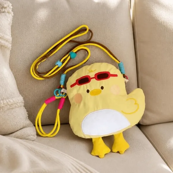 Animal-Shaped_Soft_Crossbody_Bag_Soft_Soft_Crossbody_Bag_with_Adjustable_Cord_Strap_Lightweight_Furry_Animal_Doll_Purse_for_Everyday_Outings,_Travel_Duck