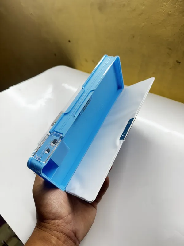 Blue_Plastic_Pencil_Box_For_Kids