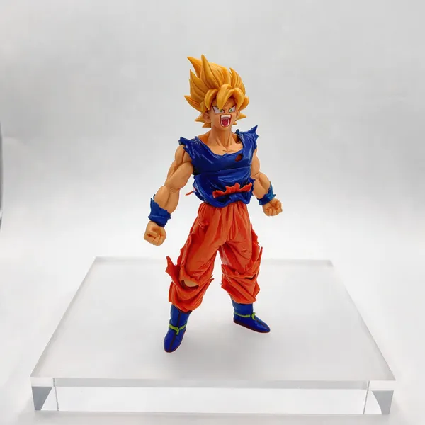 Multicolor_Hard_Plastic_Action_Figure_For_Kids