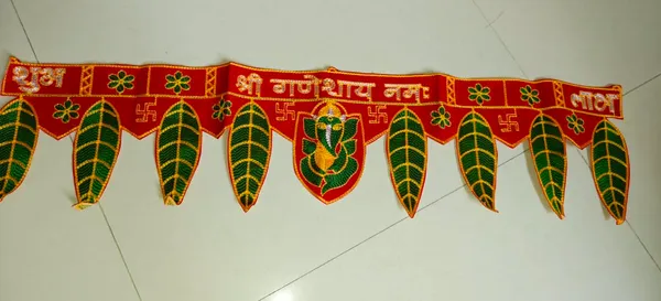 Fabric_Traditional_Ganesh_Pattern_Door_Toran