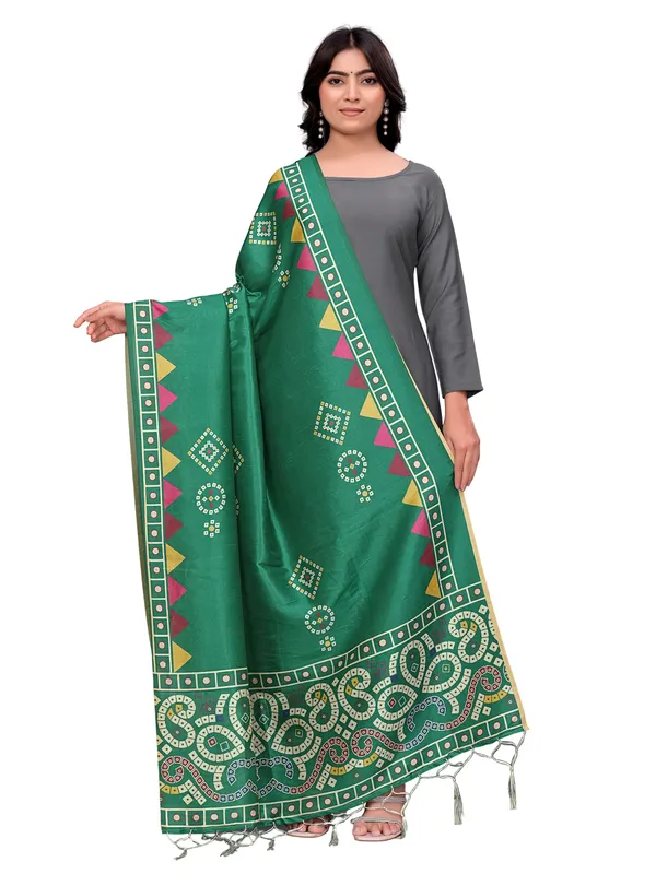Bandhani_Printed_Art_Silk_Dupatta_For_Women_With_Tassels_Rama_Green