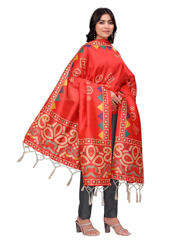 Bandhani_Printed_Art_Silk_Dupatta_For_Women_With_Tassels_Red
