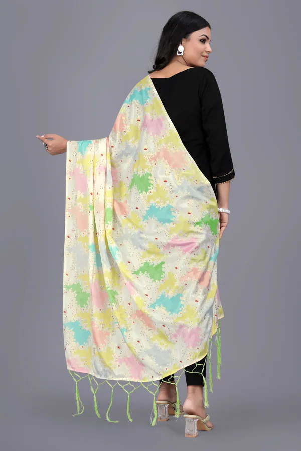 Chinon_Dupatta_With_Digital_Gold_Foil_Print_And_Tassels_Multicolor_4