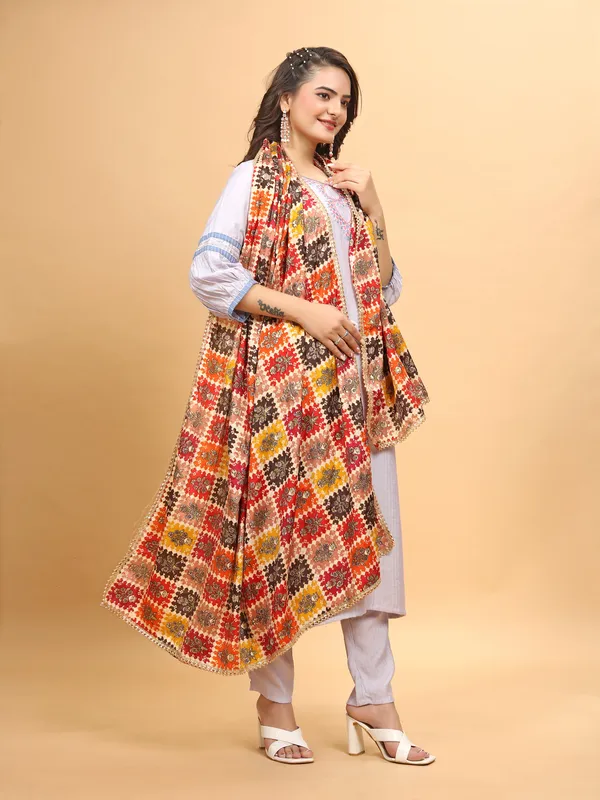 Chinon_Dupatta_With_Digital_Foil_Print_And_Lace_Border_Box_Red