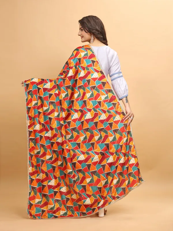 Chinon_Dupatta_With_Digital_Foil_Print_And_Lace_Border_Multicolor_3