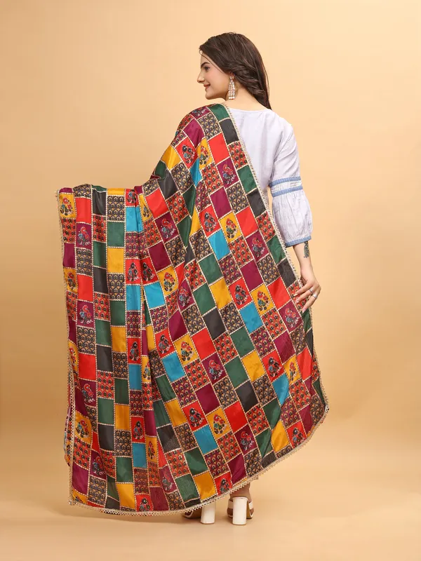 Chinon_Dupatta_With_Digital_Foil_Print_And_Lace_Border_Multicolor_2