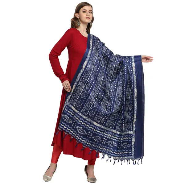 Cotton_Silk_Dupatta_With_Bagru_Style_Print_And_Tassels_Blue