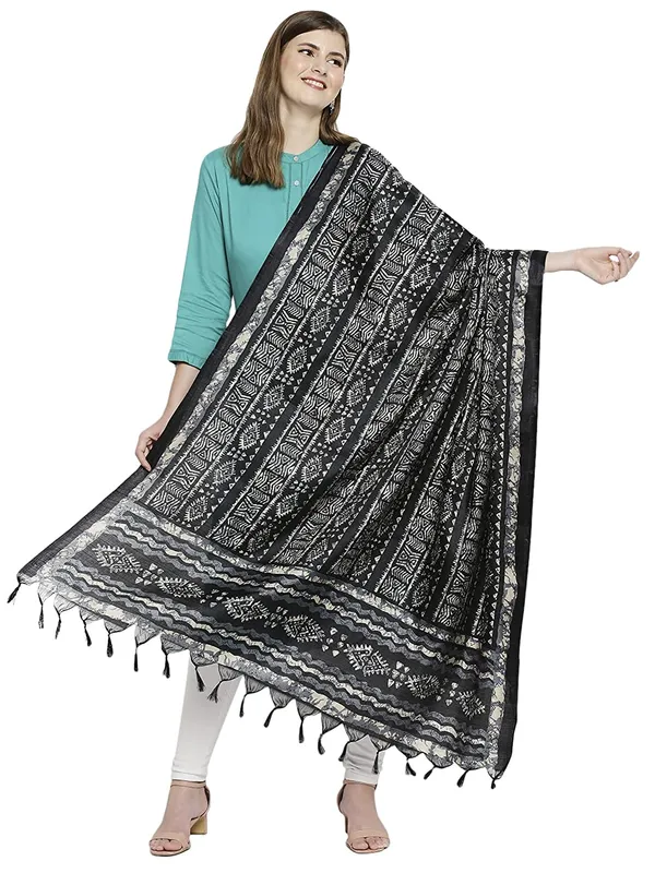 Cotton_Silk_Dupatta_With_Bagru_Style_Print_And_Tassels_Black
