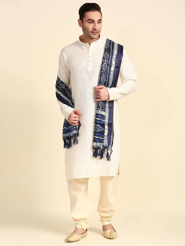 Men_S_Cotton_Silk_Dupatta_With_Bagru_Style_Print_And_Tassels_Blue