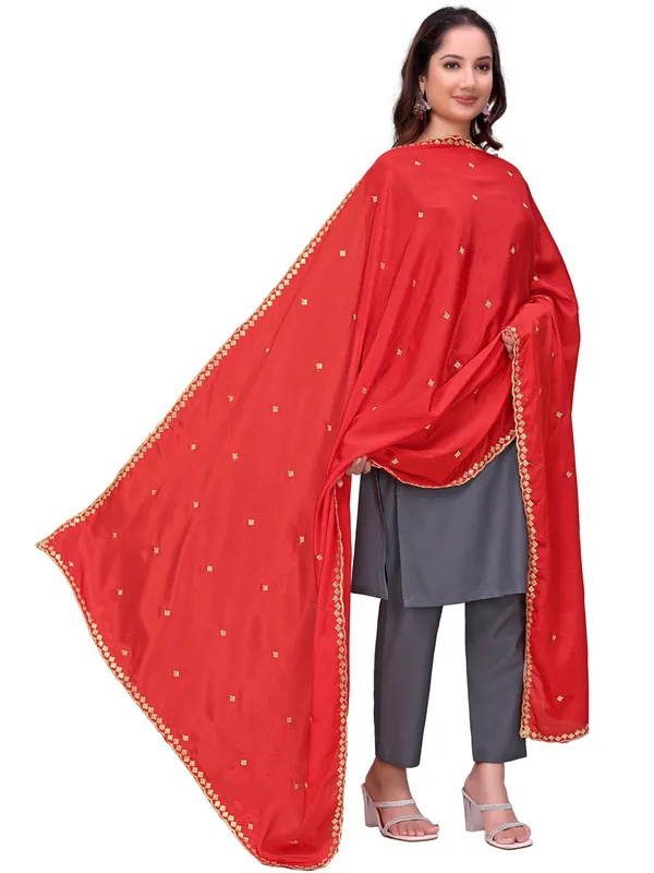 Chinon_Embroidered_Dupatta_With_Sequin_Butti_Scalloped_Border_Red