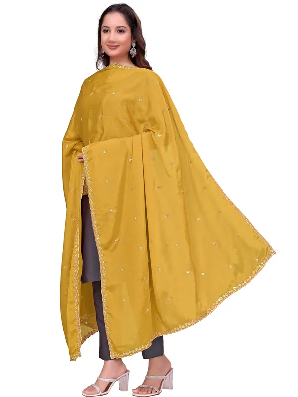 Chinon_Embroidered_Dupatta_With_Sequin_Butti_Scalloped_Border_Yellow