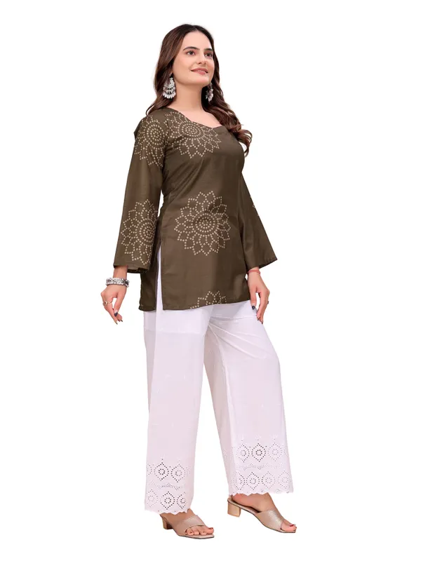 Cotton_Rayon_Bandhani_Print_Short_Kurti_With_Back_Tie_Up