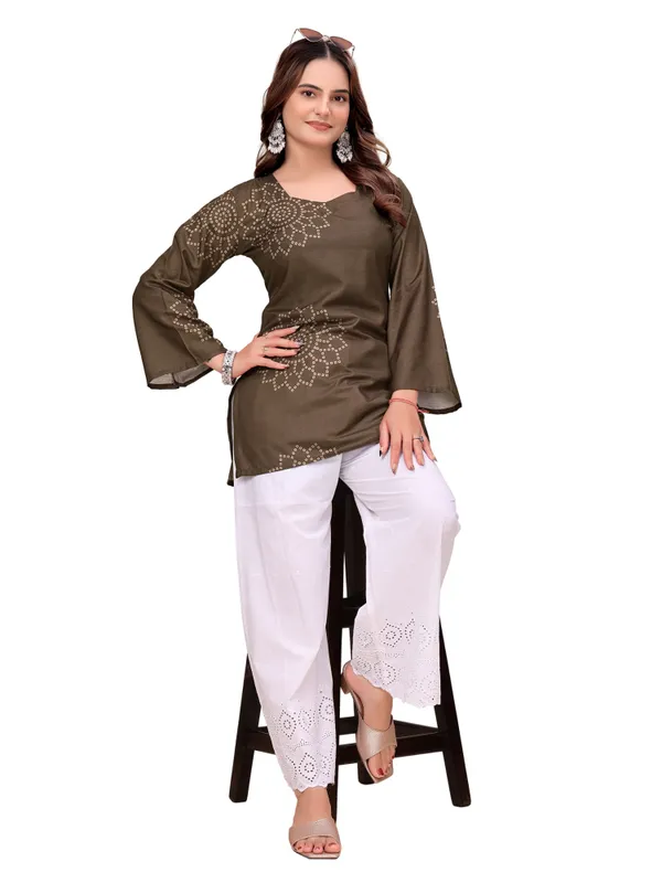 Cotton_Rayon_Bandhani_Print_Short_Kurti_With_Back_Tie_Up
