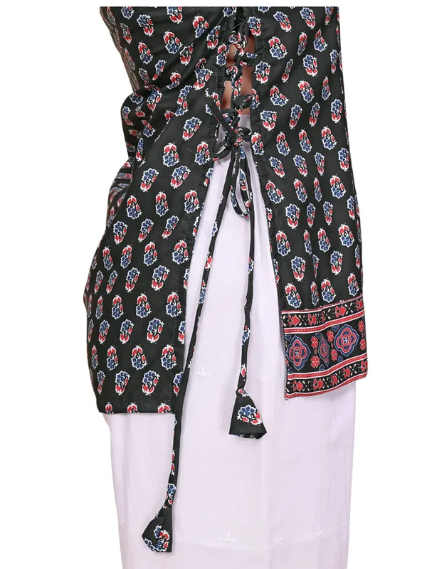 Cotton_Rayon_Floral_Butti_Print_Short_Kurti_With_Side_Tie_Up