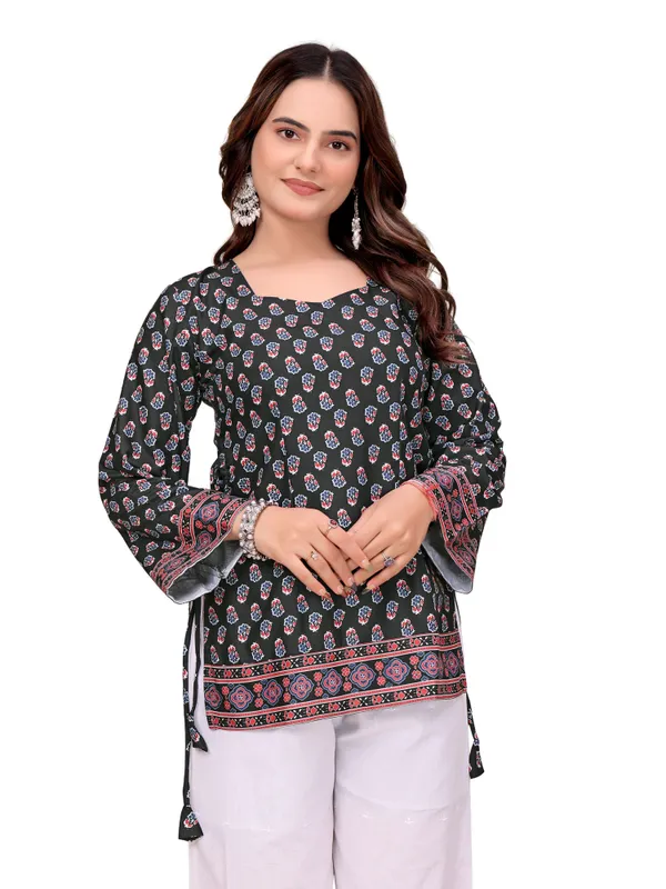 Cotton_Rayon_Floral_Butti_Print_Short_Kurti_With_Side_Tie_Up