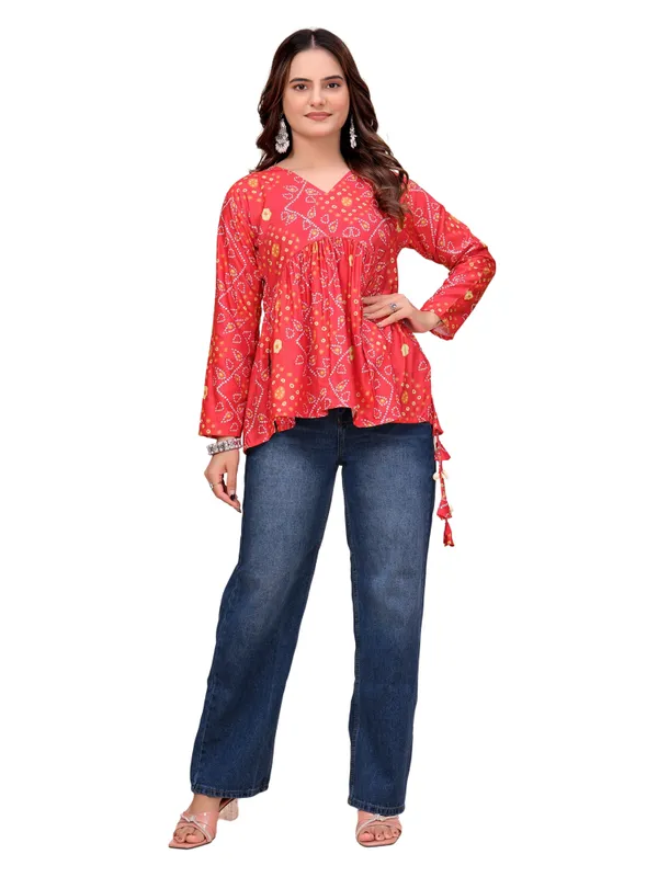 Cotton_Rayon_Bandhani_Print_V_Neck_Peplum_Short_Kurti