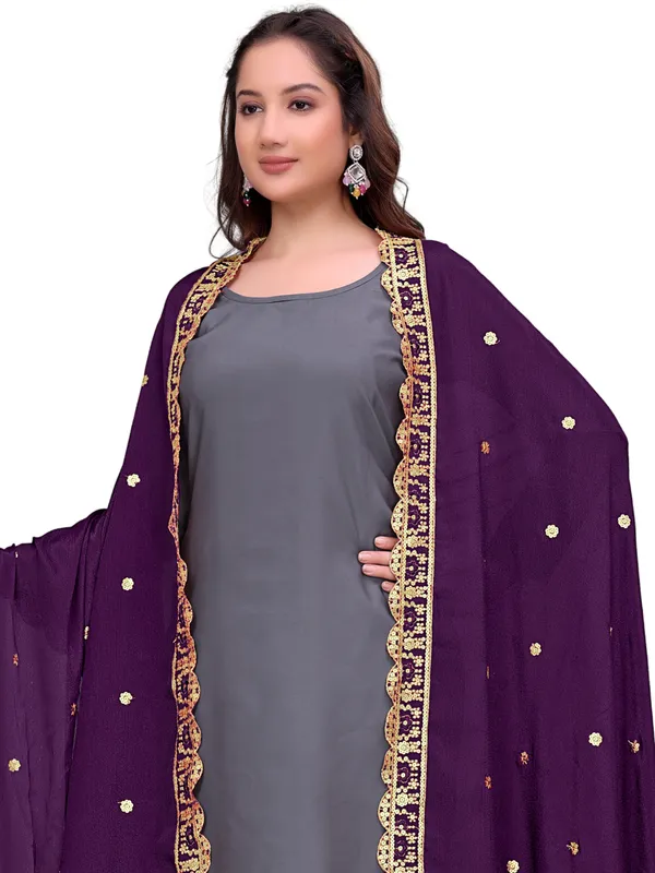 Chinon_Sequin_Embroidered_Dupatta_With_Scalloped_Floral_Border_Wine