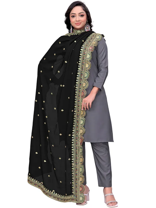 Chinon_Thread_Work_Dupatta_With_Multicolour_Scalloped_Border_Black