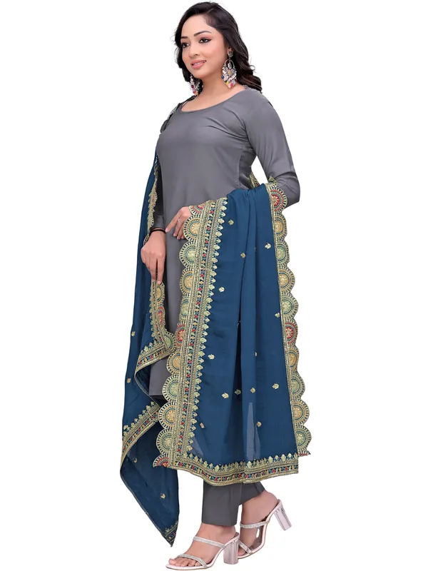 Chinon_Thread_Work_Dupatta_With_Multicolour_Scalloped_Border_Navy_Blue
