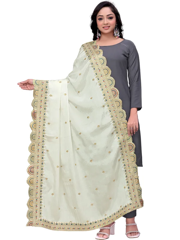 Chinon_Thread_Work_Dupatta_With_Multicolour_Scalloped_Border_White