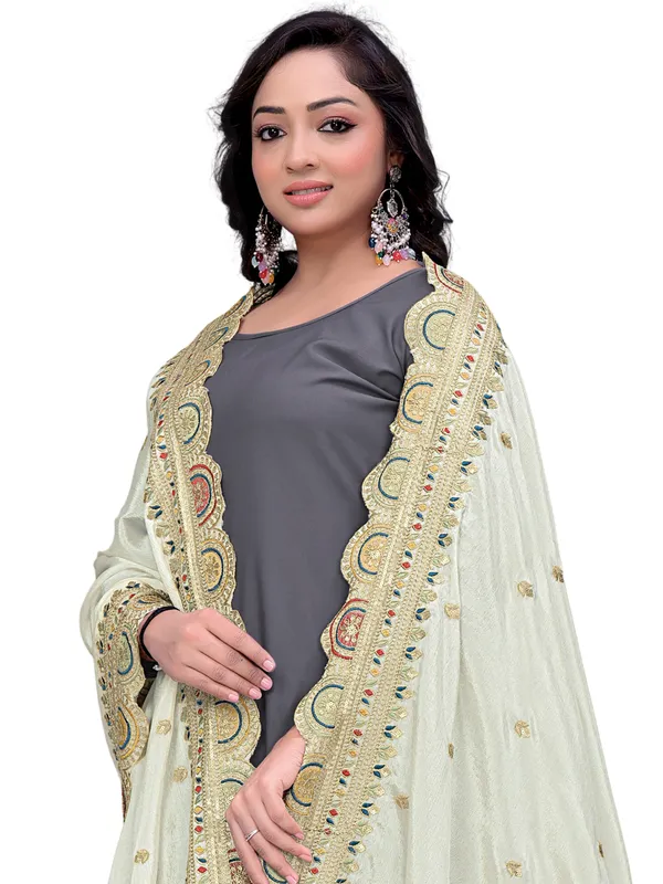 Chinon_Thread_Work_Dupatta_With_Multicolour_Scalloped_Border_White