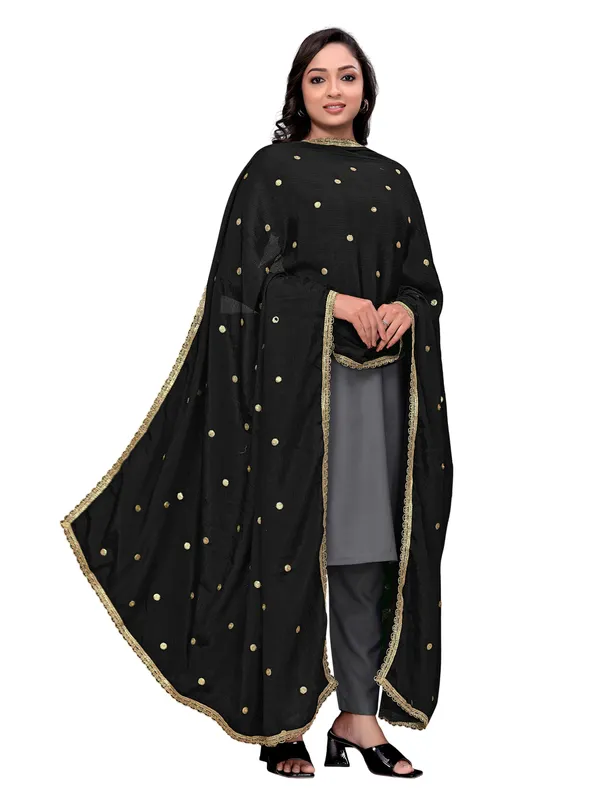 Chinon_Sequin_Butti_Dupatta_With_Scalloped_Zari_Lace_Border_Black
