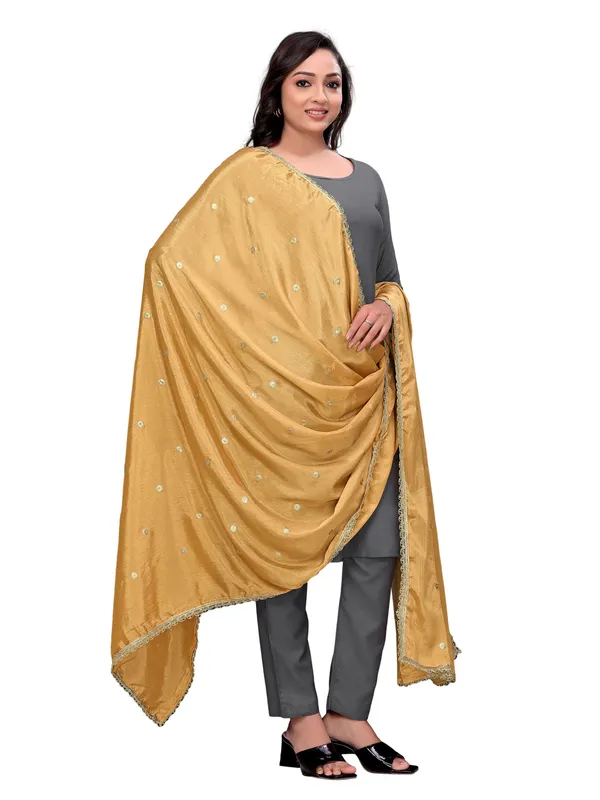 Chinon_Sequin_Butti_Dupatta_With_Scalloped_Zari_Lace_Border_Gold