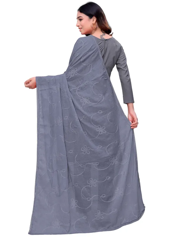 Cotton_Embroidered_Dupatta_With_Floral_Jaal_Lace_Border_Grey
