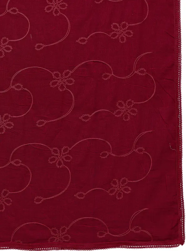 Cotton_Embroidered_Dupatta_With_Floral_Jaal_Lace_Border_Maroon