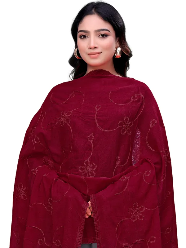 Cotton_Embroidered_Dupatta_With_Floral_Jaal_Lace_Border_Maroon