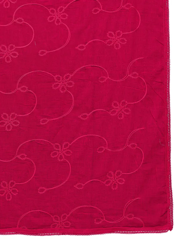 Cotton_Embroidered_Dupatta_With_Floral_Jaal_Lace_Border_Pink