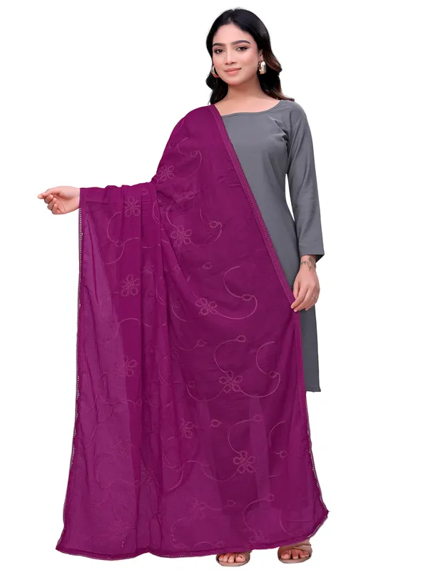 Cotton_Embroidered_Dupatta_With_Floral_Jaal_Lace_Border_Wine