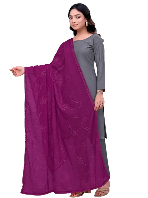 Cotton_Embroidered_Dupatta_With_Floral_Jaal_Lace_Border_Wine
