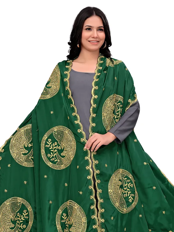 Crepe_Art_Silk_Dupatta_With_Zari_Embroidered_Fish_Motifs_Green