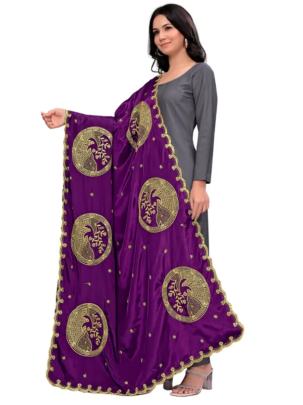 Crepe_Art_Silk_Dupatta_With_Zari_Embroidered_Fish_Motifs_Wine
