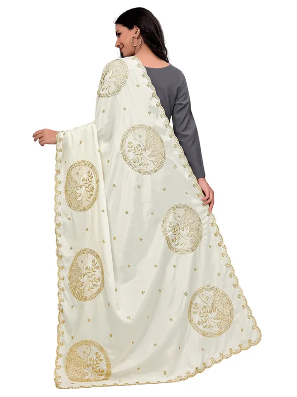 Crepe_Art_Silk_Dupatta_With_Zari_Embroidered_Fish_Motifs_White