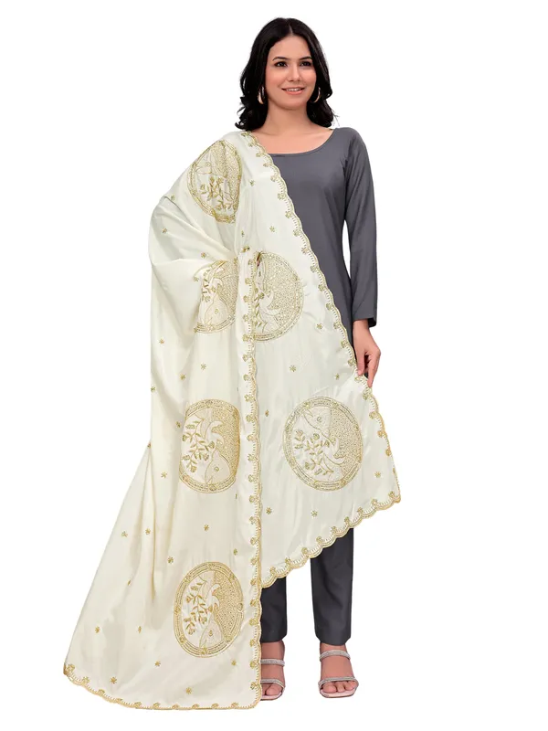Crepe_Art_Silk_Dupatta_With_Zari_Embroidered_Fish_Motifs_White