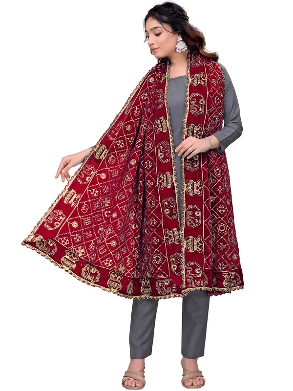 Art_Silk_Embroidered_Dupatta_With_Elephant_Kalash_Motifs_Maroon