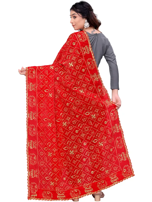 Art_Silk_Embroidered_Dupatta_With_Elephant_Kalash_Motifs_Red