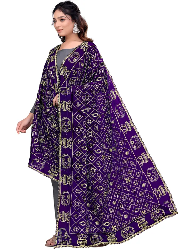 Art_Silk_Embroidered_Dupatta_With_Elephant_Kalash_Motifs_Navy_Blue
