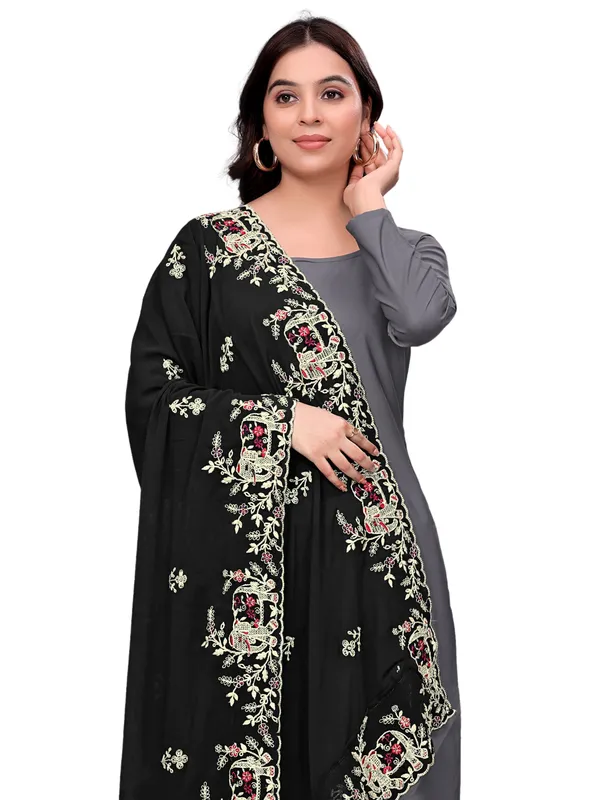 Georgette_Embroidered_Dupatta_With_Elephant_Floral_Border_Black