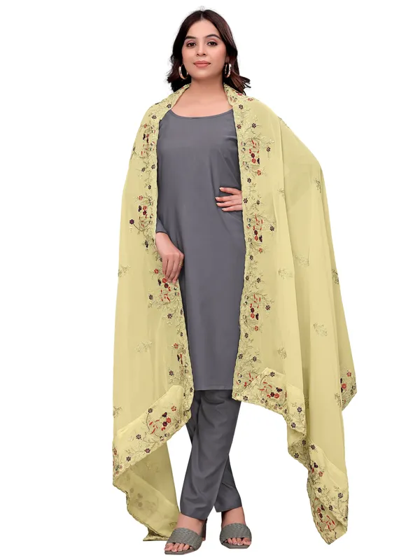 Georgette_Embroidered_Dupatta_With_Elephant_Floral_Border_Cream