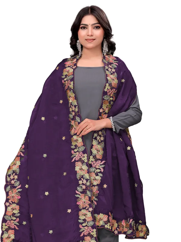 Art_Silk_Crush_Floral_Embroidered_Dupatta_With_Sequin_Work_Wine