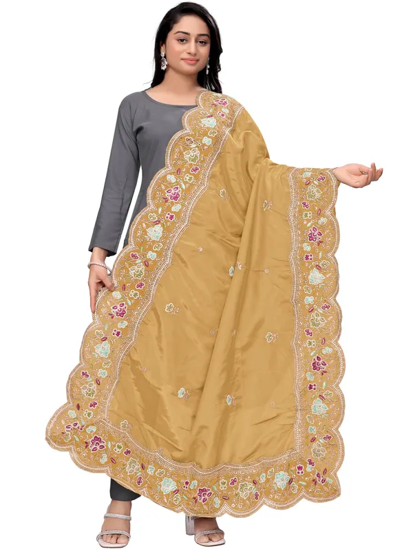 Embroidered_Art_Silk_Dupatta_With_Scalloped_Cutwork_Border_Gold