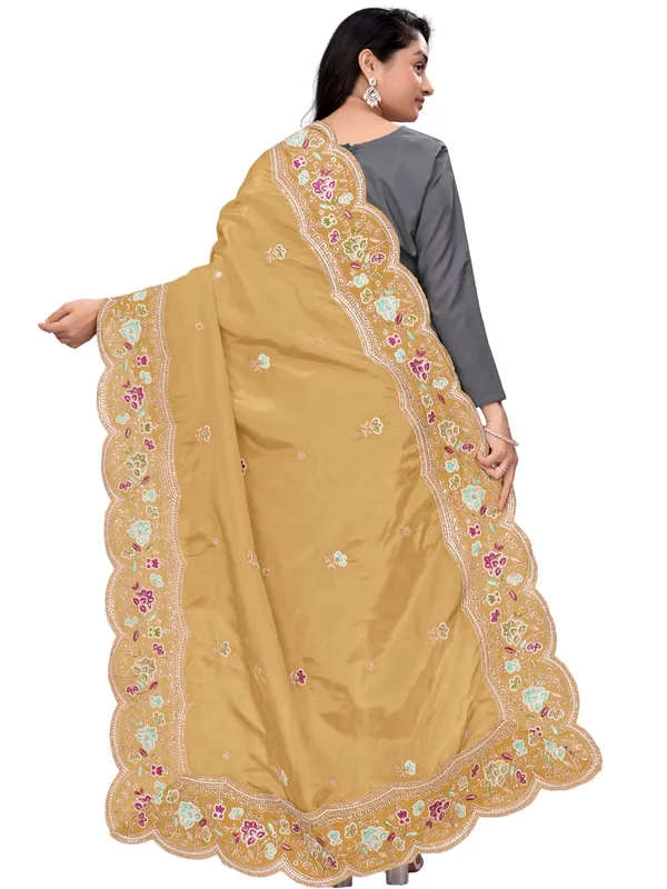 Embroidered_Art_Silk_Dupatta_With_Scalloped_Cutwork_Border_Gold