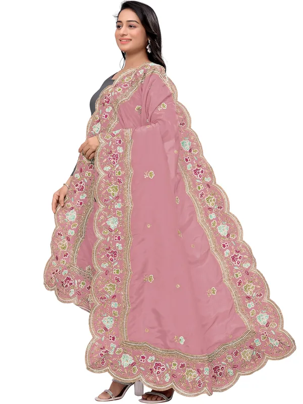 Embroidered_Art_Silk_Dupatta_With_Scalloped_Cutwork_Border_Peach