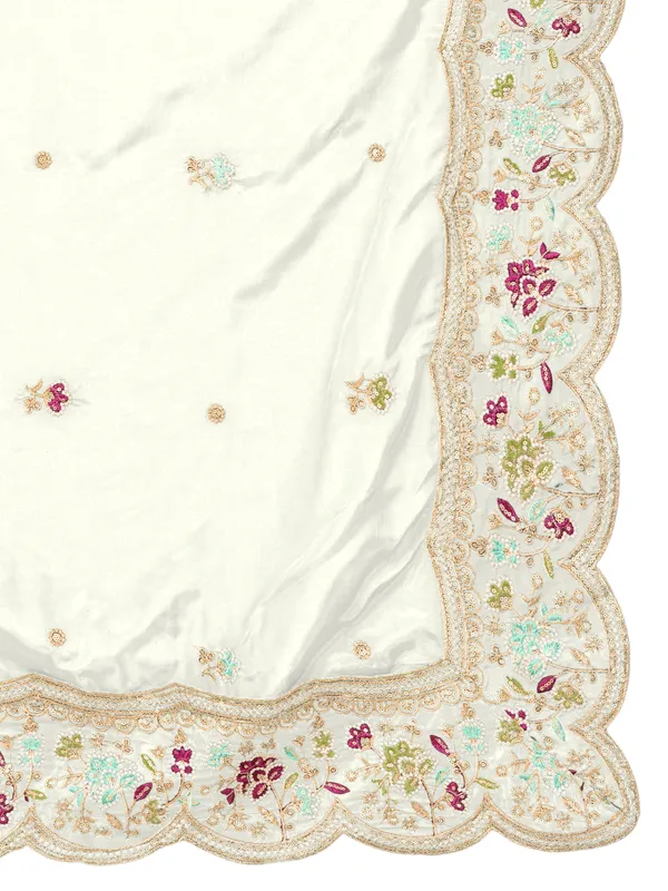 Embroidered_Art_Silk_Dupatta_With_Scalloped_Cutwork_Border_Off_White